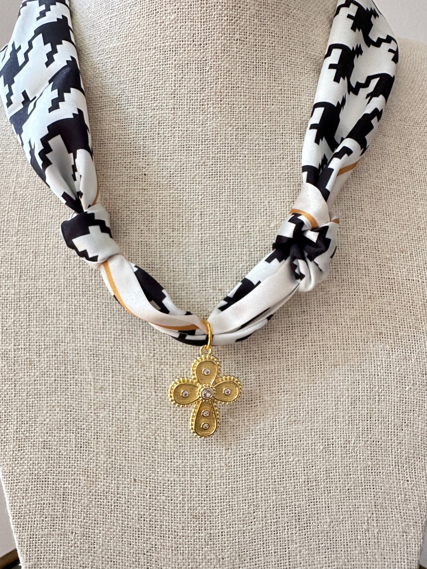 Houndstooth Scarf Necklace - Cross Pendant