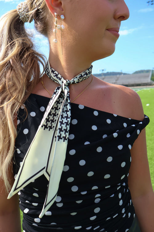 Gameday Neck Scarf - Houndstooth Ivory