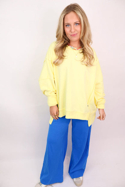 Oversized Everyday Pullover - Yellow