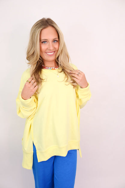 Oversized Everyday Pullover - Yellow