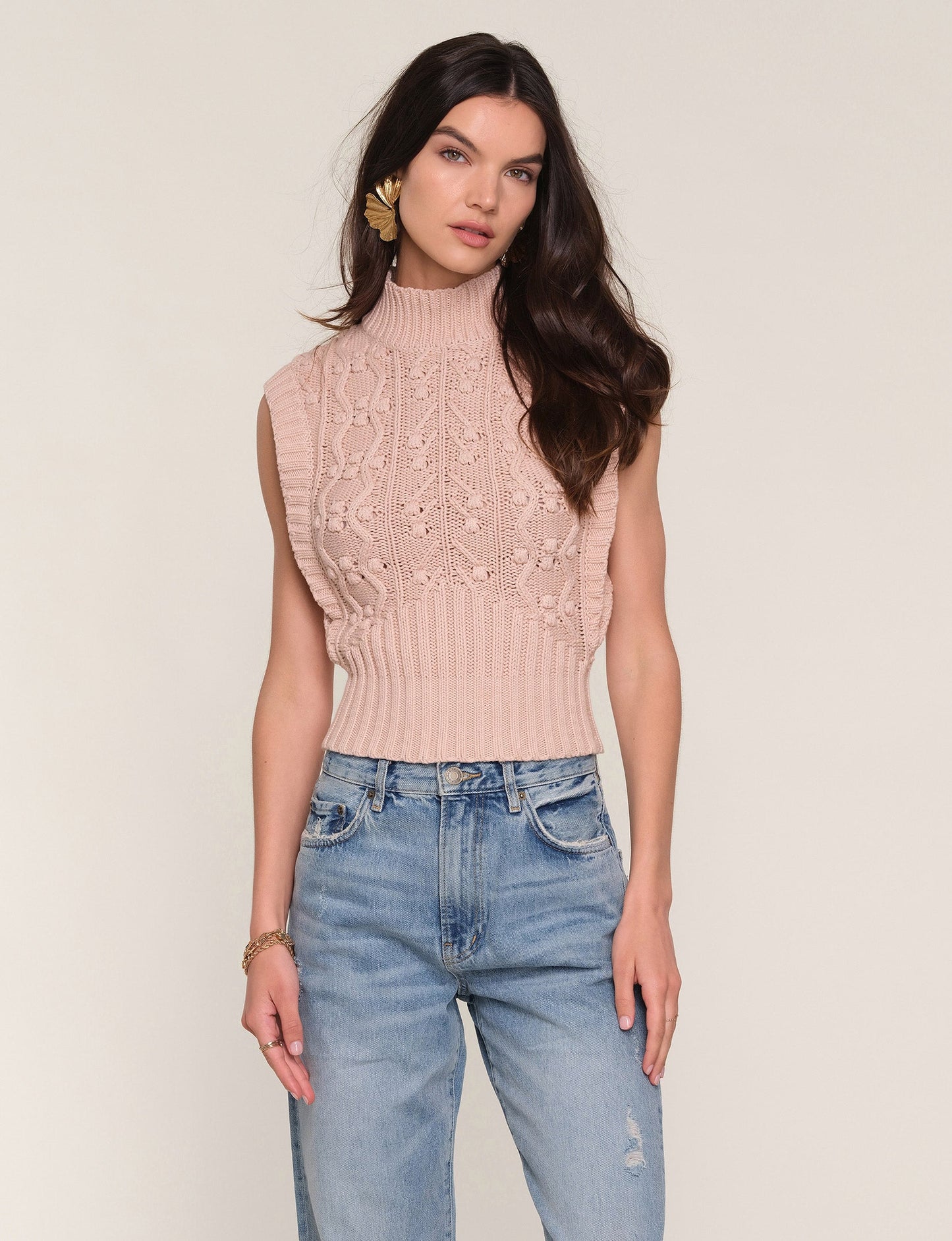 cosmia vest