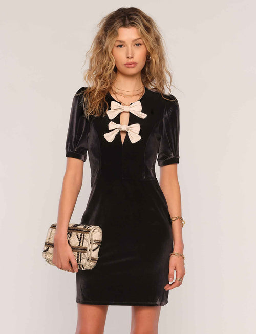 davila dress