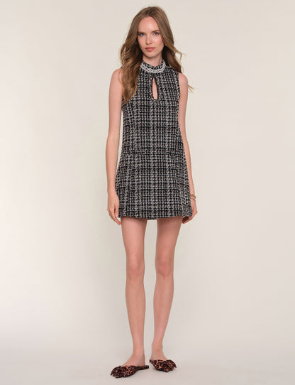 drake dress