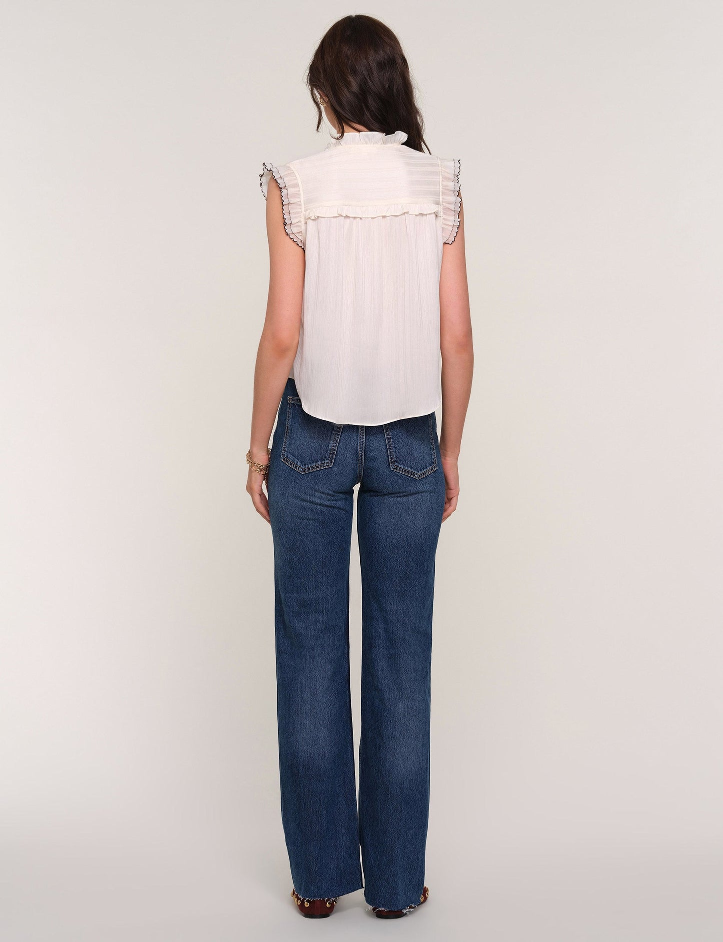 ananda top