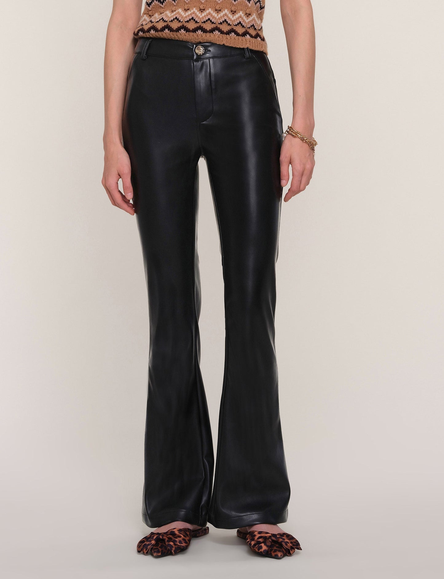 elisaria pant