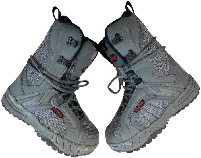 Used Lamar Justice Linerless Junior Size 3 Snowboard Boots