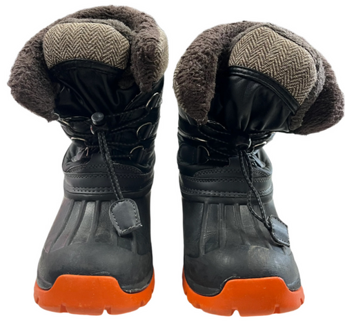 Used Nova Mountain Kids Winter Boots