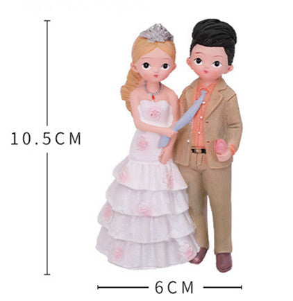 Cute Style Bride and Groom Wedding Cake Topper Figurines