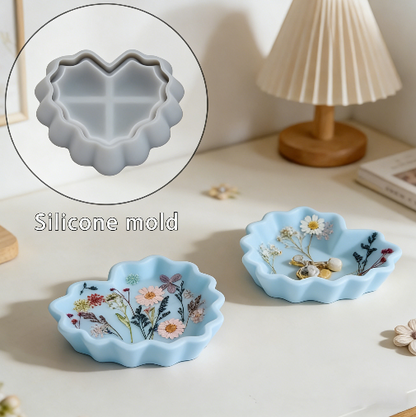 Heart-Shaped Storage Dish with Lace Edge Resin Mold
