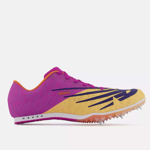 Side view of New Balance MD500v8 Distance Spikes.