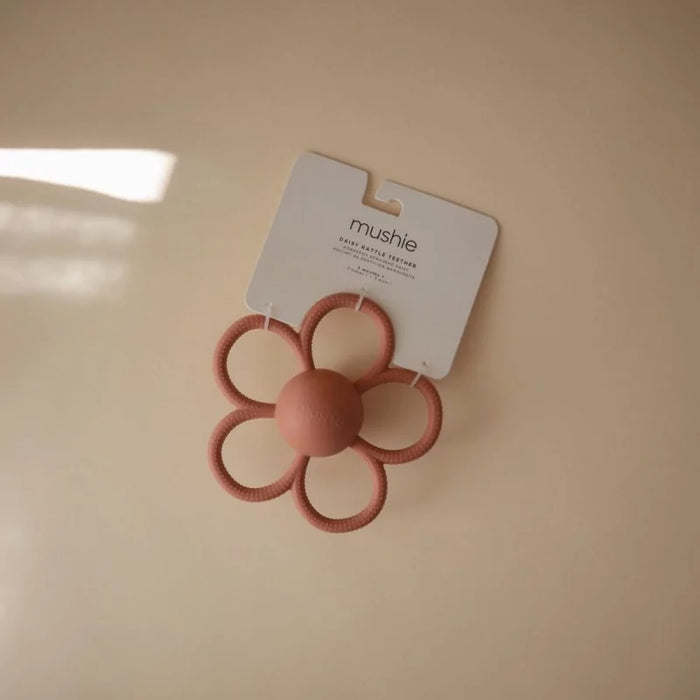 RATTLE DAISY TEETHER - dusty rose