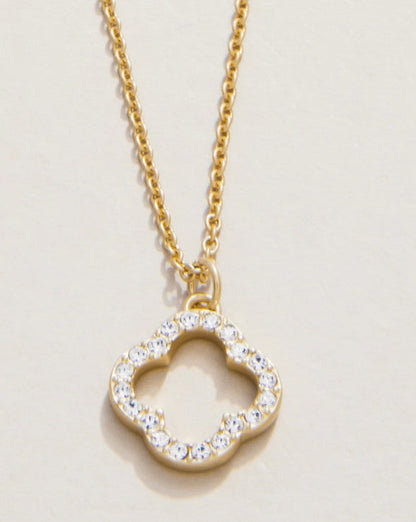 Sea La Vie Lucky One/Clover Necklace