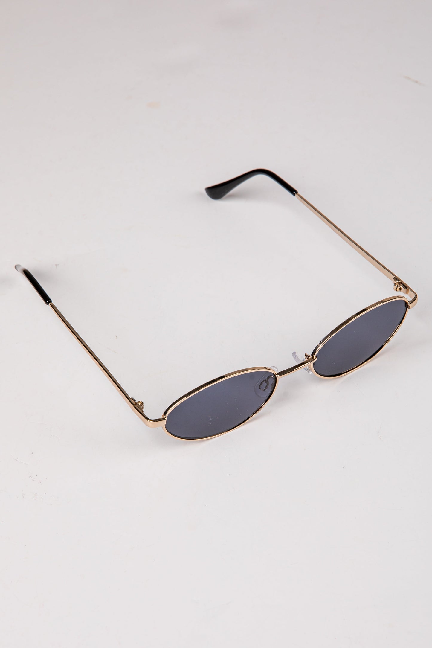 Downtown Edge Gold Oval Sunglasses