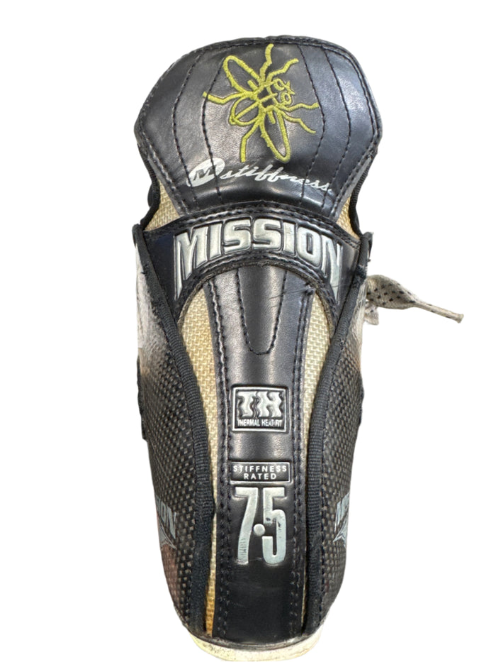 Used Mission Amp Flyweight Hockey Skates, SR 8.5