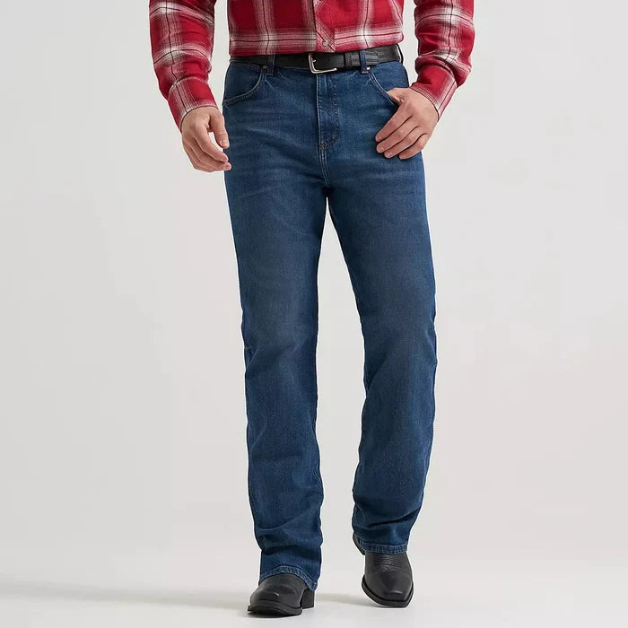 Wrangler Retro Men's Relaxed Bootcut Jean in Wilkes